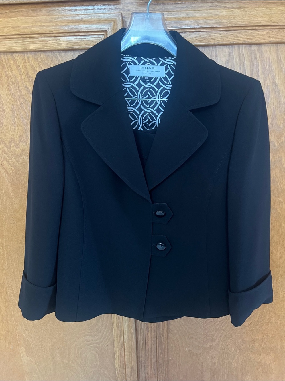 Tahari skirt suit black sz 12p - Picture 2 of 11